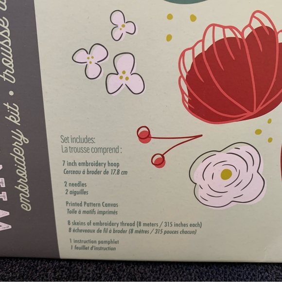 Winter Flower Embroidery Kit NEW - Picture 2 of 7